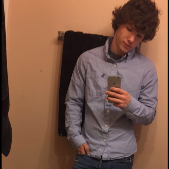 Profile Picture of Adam Temple (@temple212) on Poshmark