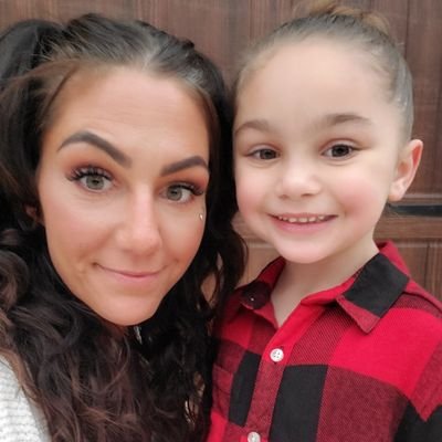 Profile Picture of Ashlie Nichole (@ashlie_brady) on Twitter