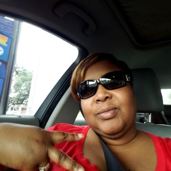 Profile Picture of Felicia Robinson-purifoy (@purifoyfelicia) on Poshmark