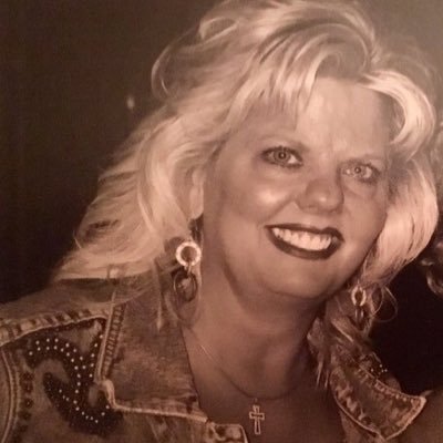 Profile Picture of Jody Hartwell (@jody_hartwell) on Twitter