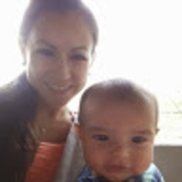 Profile Picture of Florence Nguyen-quang (@nqflo) on Poshmark