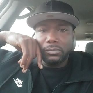 Profile Picture of Bradford Lamont (@lamont.bradford.14) on Facebook