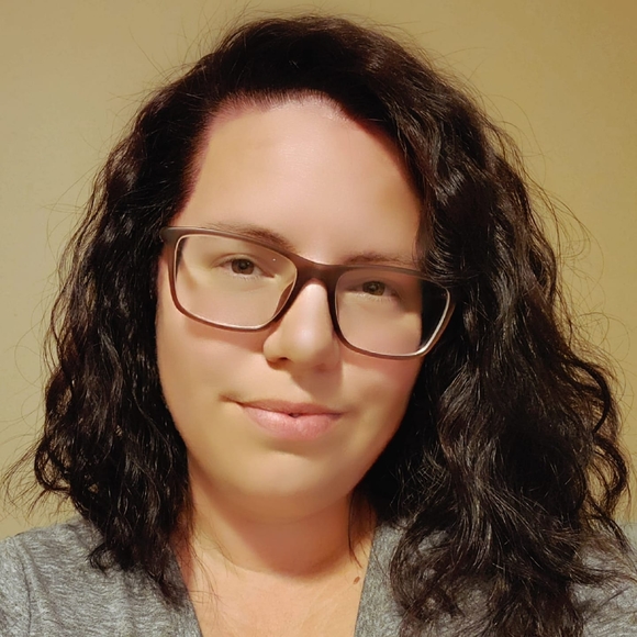 Profile Picture of Marissa Pantley (@marissap409) on Poshmark