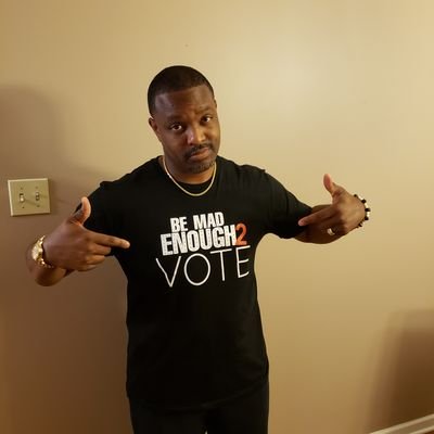 Profile Picture of Julian Johnson (@julsstlouis) on Twitter