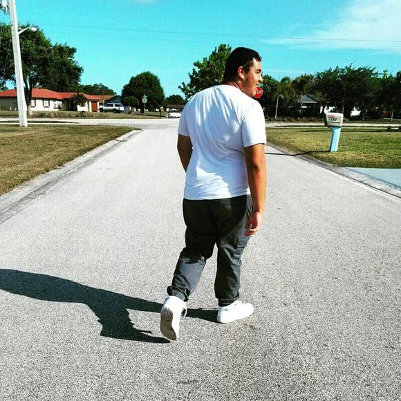 Profile Picture of Carlos Calvillo (@ogcholo) on Poshmark