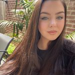 Profile Picture of LAURA MACKINTOSH (@lauramackintosh) on Instagram