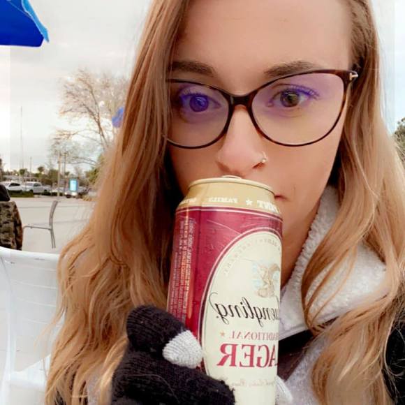 Profile Picture of Krista Damann (@mrsdamann) on Poshmark