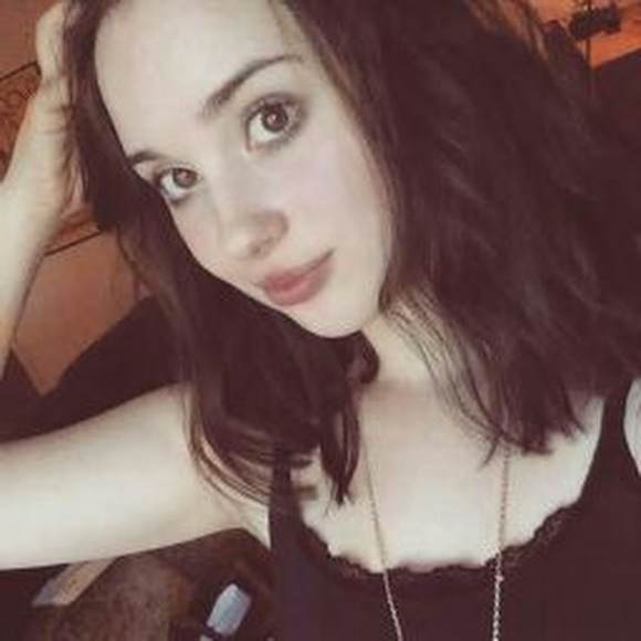 Profile Picture of Danielle Harman (@danimayharman) on Poshmark