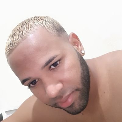 Profile Picture of Julian Coello (@JulianCoello7) on Twitter