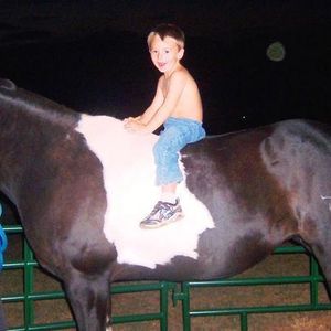 Profile Picture of Melanie Parris (@mello722) on Myspace