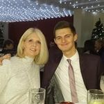 Profile Picture of Julie Thurston (@thurstonjulie) on Instagram