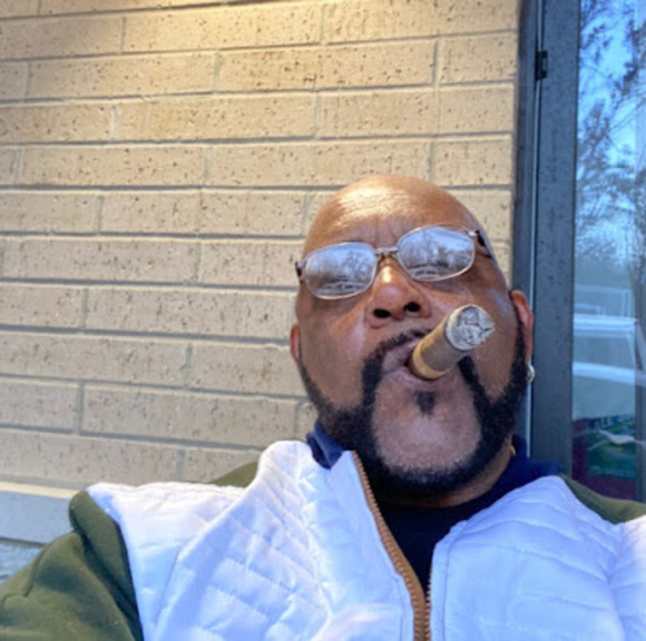 Profile Picture of Vincent earl Hicks (@popaluv52) on Poshmark