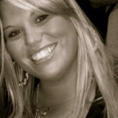 Profile Picture of Stephanie Clapper (@sClaptastic) on Twitter