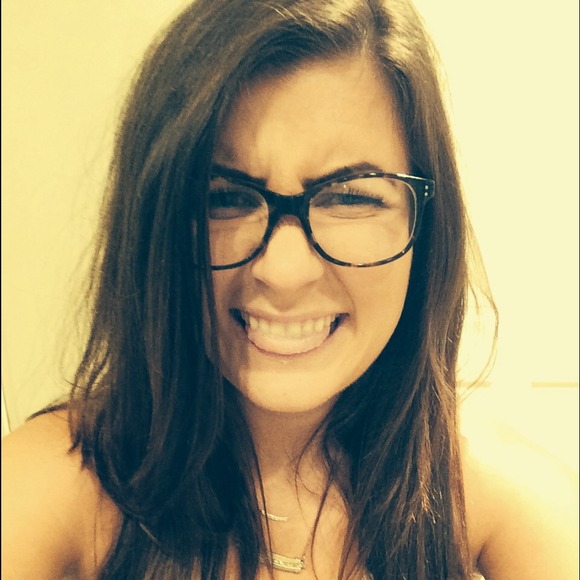 Profile Picture of Brianna Weisbord (@briw) on Poshmark