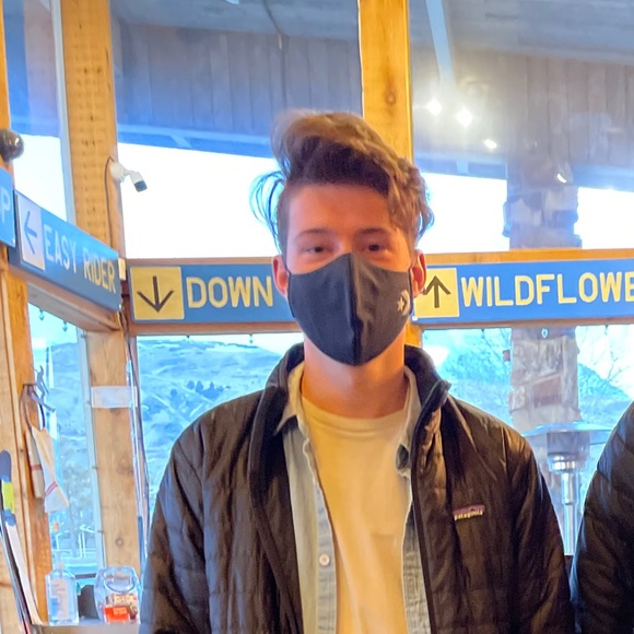 Max Mason - Poshmark Profile Picture of Max Mason (@maxwell0322) on Poshmark