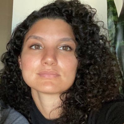 Profile Picture of Elizabeth Greer Peña (@LizzyGreer) on Twitter