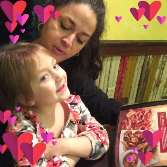 Profile Picture of Sonya Ardis-mckigney (@sea70711) on Poshmark