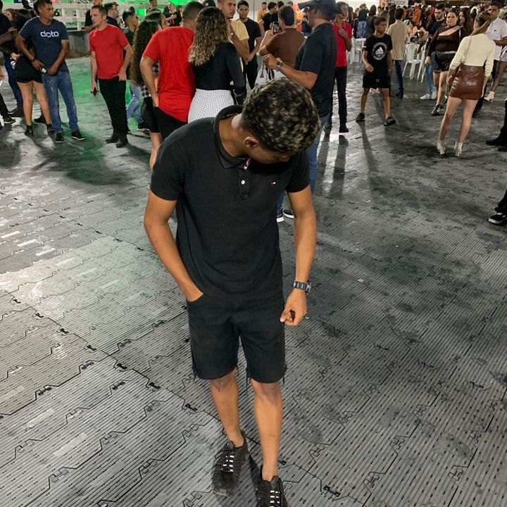 Profile Picture of wezzy010 (@wesleey010) on Tiktok
