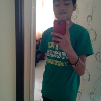 Profile Picture of John Paul (@CianoJohnPaulZX) on Twitter