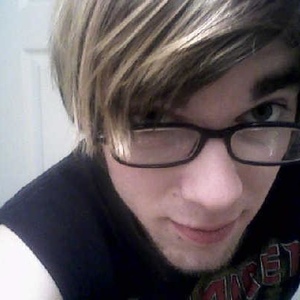 Profile Picture of Brett Devitt (@depechemodepoopy) on Myspace