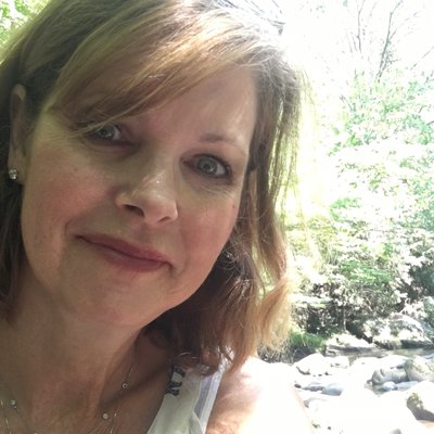 Profile Picture of Linda Childress (@Tobaccodaughter) on Twitter