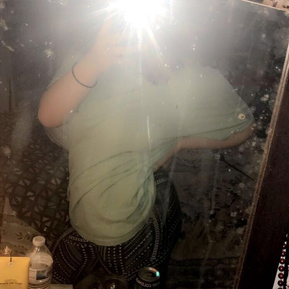 Profile Picture of Ava Sharp (@avasharp0507) on Poshmark