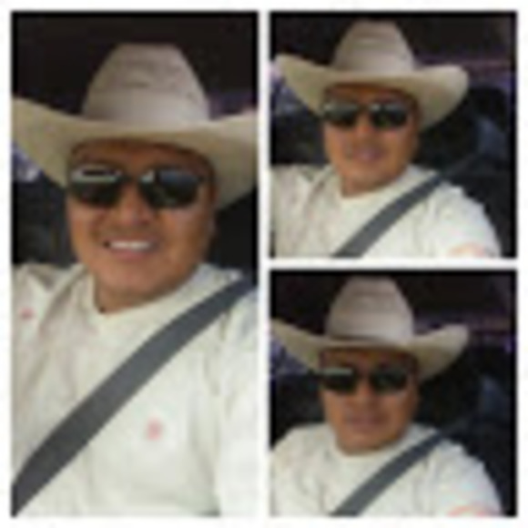 Profile Picture of Cohen Martin (@mrceemartin) on Poshmark
