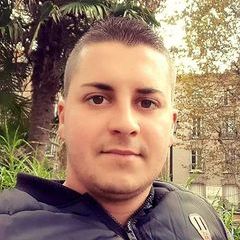 Profile Picture of andreymiklos (@andreymiklos) on Tiktok