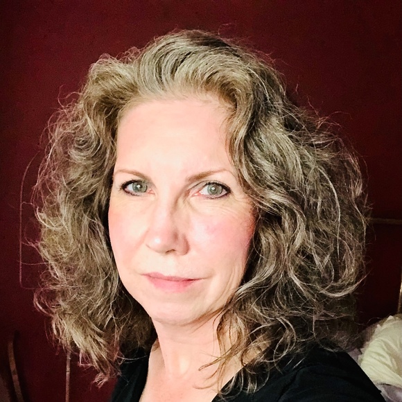 Profile Picture of Wendy Westphall (@nursewendy1962) on Poshmark