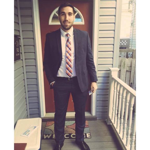 Profile Picture of Miro Cabrilo (@mcabrilo) on Poshmark