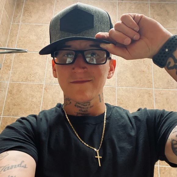 Profile Picture of Meranda Janowiecki (@mjanowiecki) on Poshmark