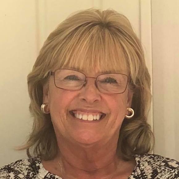 Profile Picture of Renae murray Allison (@renaeallison57) on Poshmark
