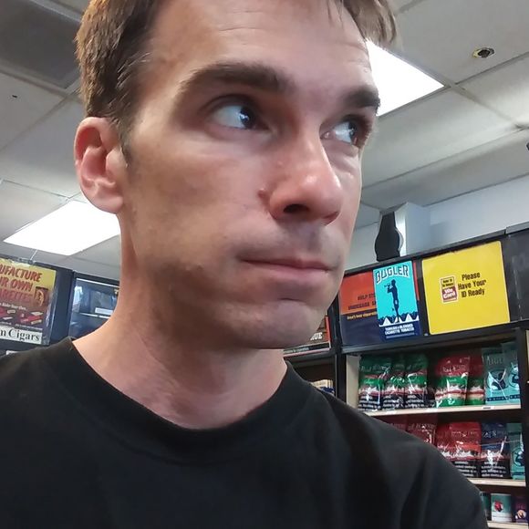 Profile Picture of Michael Cernicky (@frozenbeer315) on Poshmark