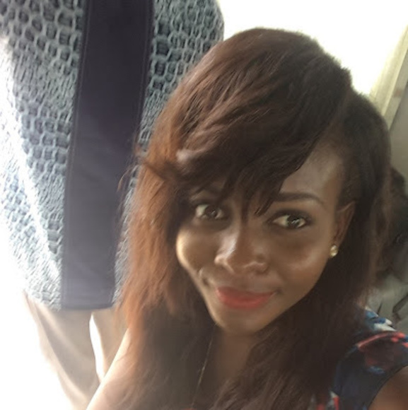 Profile Picture of Catherine Conney (@sambaturps) on Poshmark