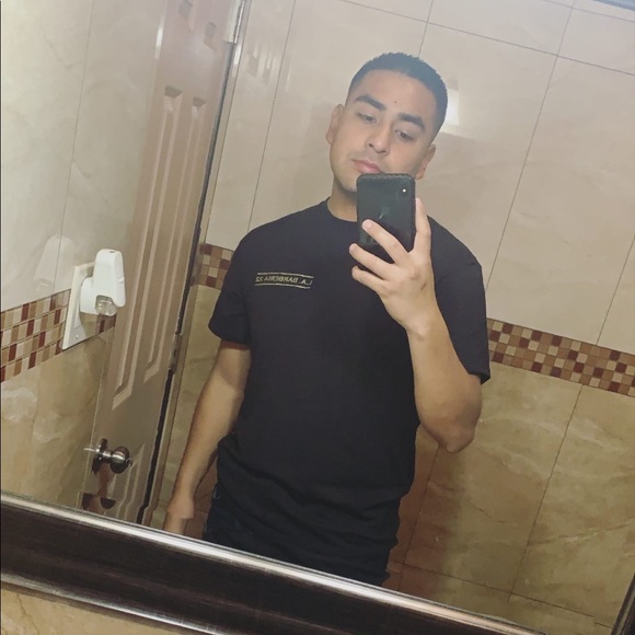 Profile Picture of Israel Benitez (@spfavela392) on Poshmark