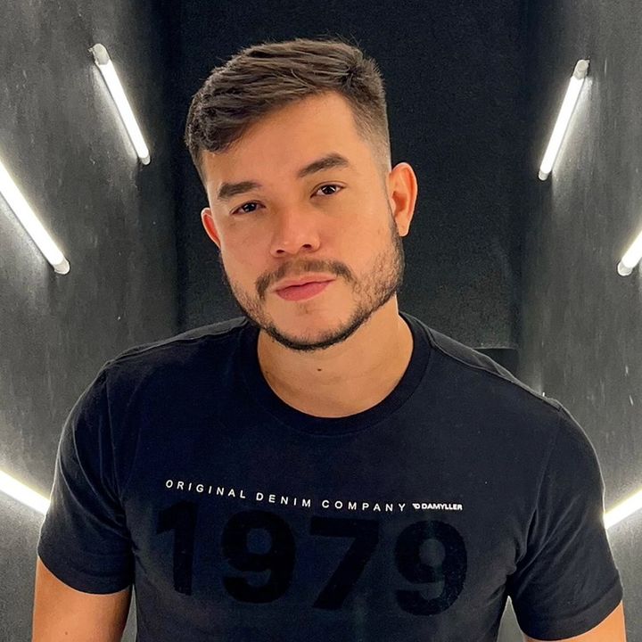 Profile Picture of Andrew Arnon (@@andrewarnon) on Tiktok