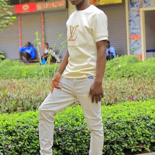 Profile Picture of Andrew Tosh (@tosh_andrew) on Instagram