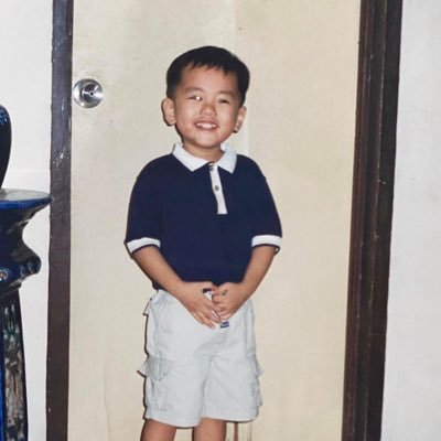 Profile Picture of John (@adamantos21) on Twitter