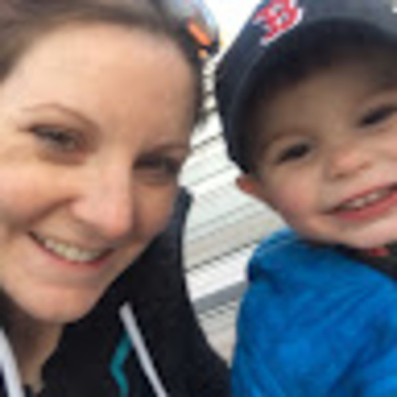 Profile Picture of Jessica Gushee (@jgushee13) on Poshmark