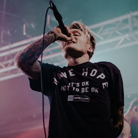 Profile Picture of Luke Gustin (@luke_gustin) on Poshmark