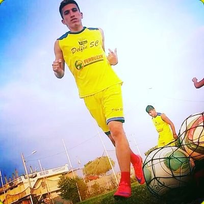 Profile Picture of Michael Alves (@2MICHAELalves) on Twitter