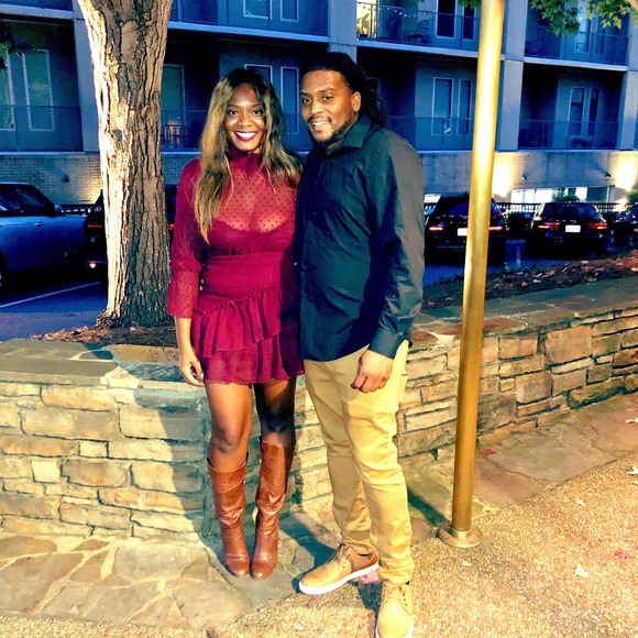 Profile Picture of Ash Curtis (@ashleytcurtis) on Poshmark