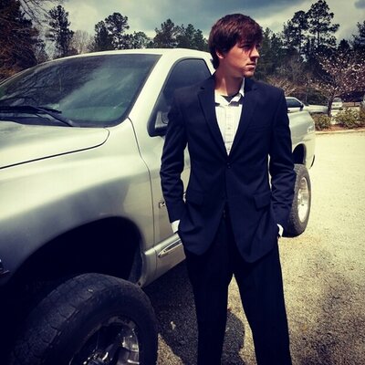Profile Picture of Tony Becker (@tonybecker7) on Twitter