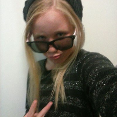 Profile Picture of Anne-Marie Stratton (@StrattonAnne) on Twitter