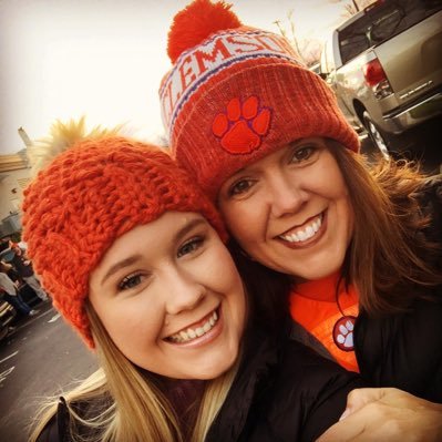 Profile Picture of Libby Davis (@libbydavis_72) on Twitter