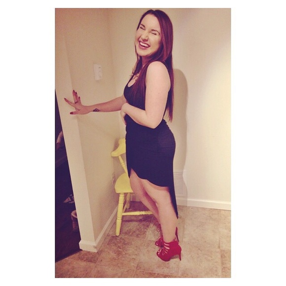 Profile Picture of Marie Rivello (@marierivello) on Poshmark