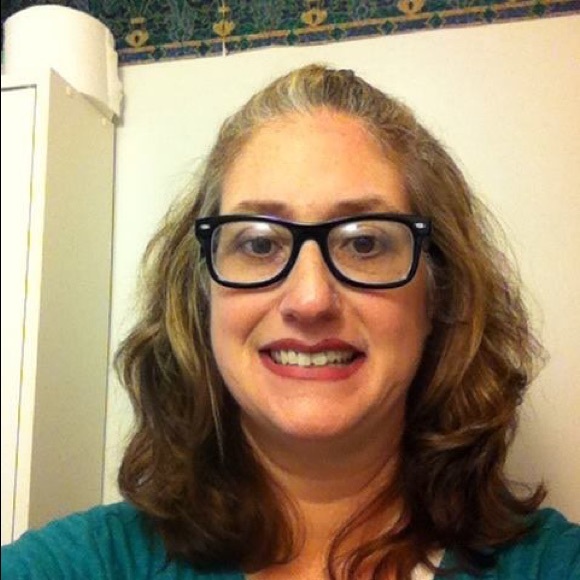 Profile Picture of Bobbi Carness (@bjc222) on Poshmark