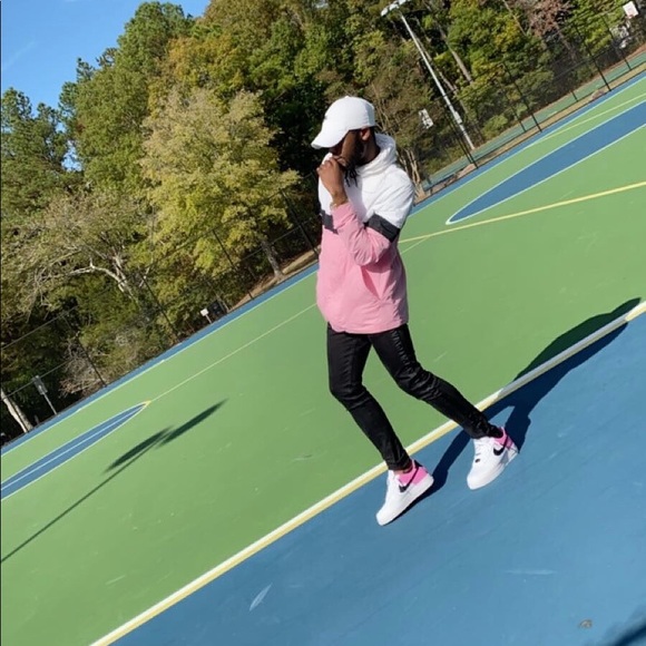 Profile Picture of Issa Kinyongo (@issbaby) on Poshmark