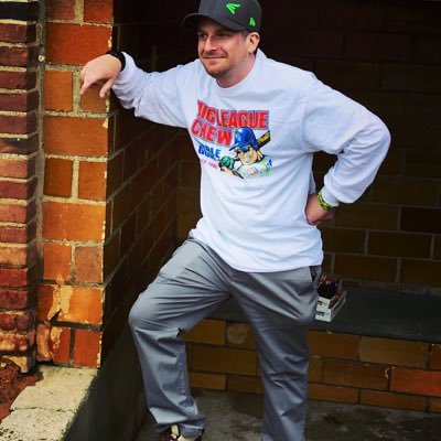 Profile Picture of Mike Crandell (@mikeydella) on Twitter