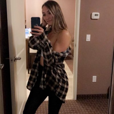 Profile Picture of Cassandra Jenkins (@cass_ayyye) on Twitter